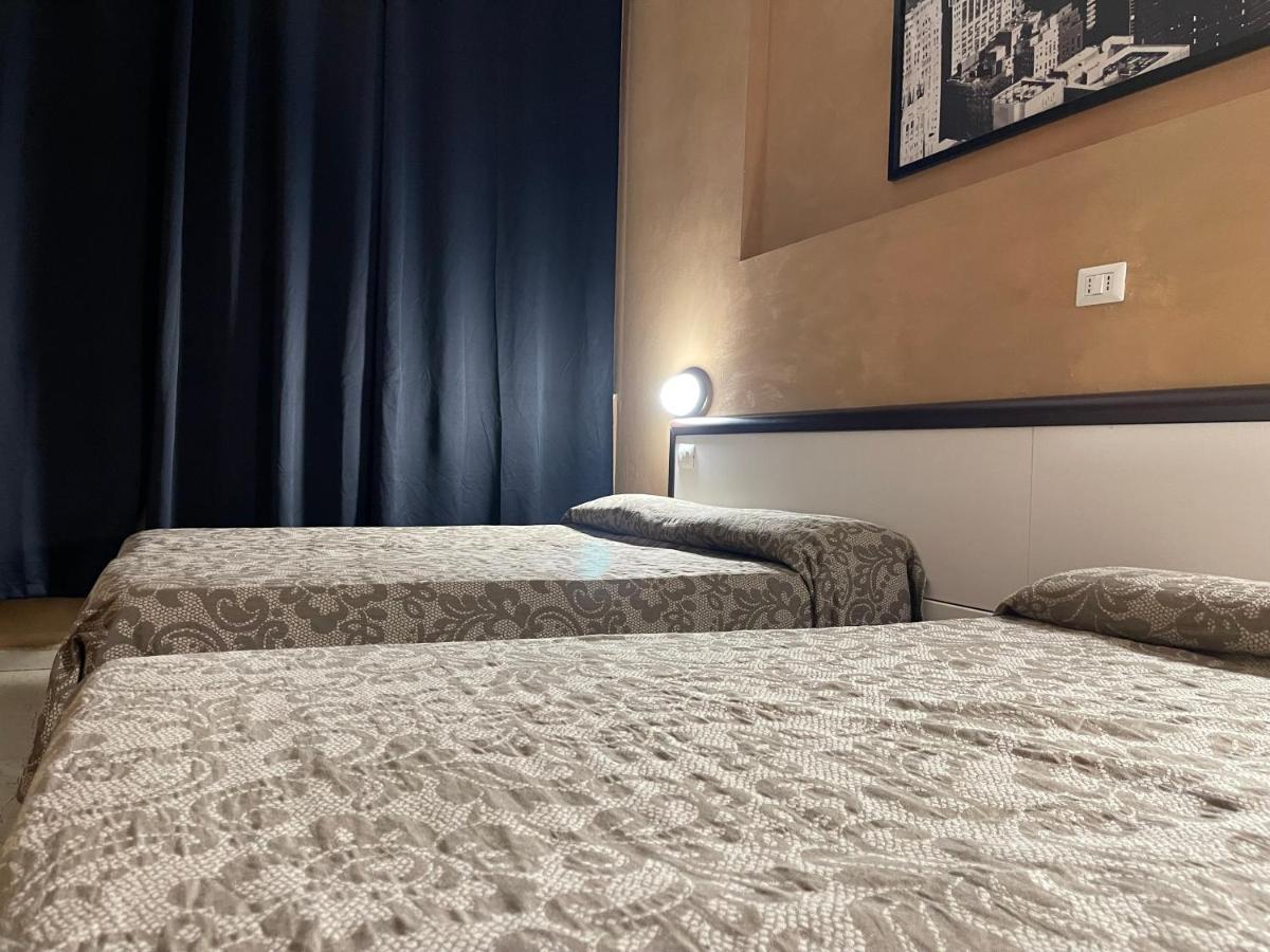 Lion Guesthouse Milan Exterior photo