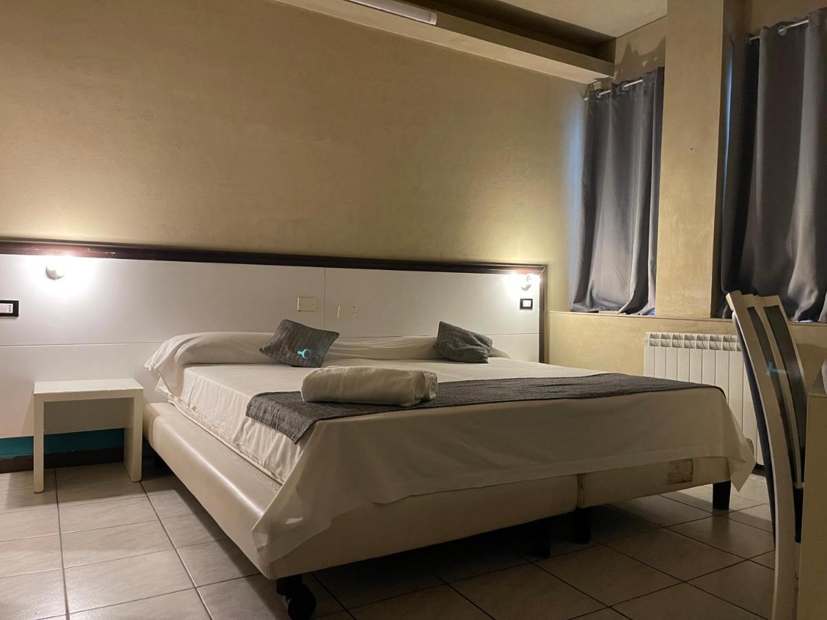 Lion Guesthouse Milan Exterior photo