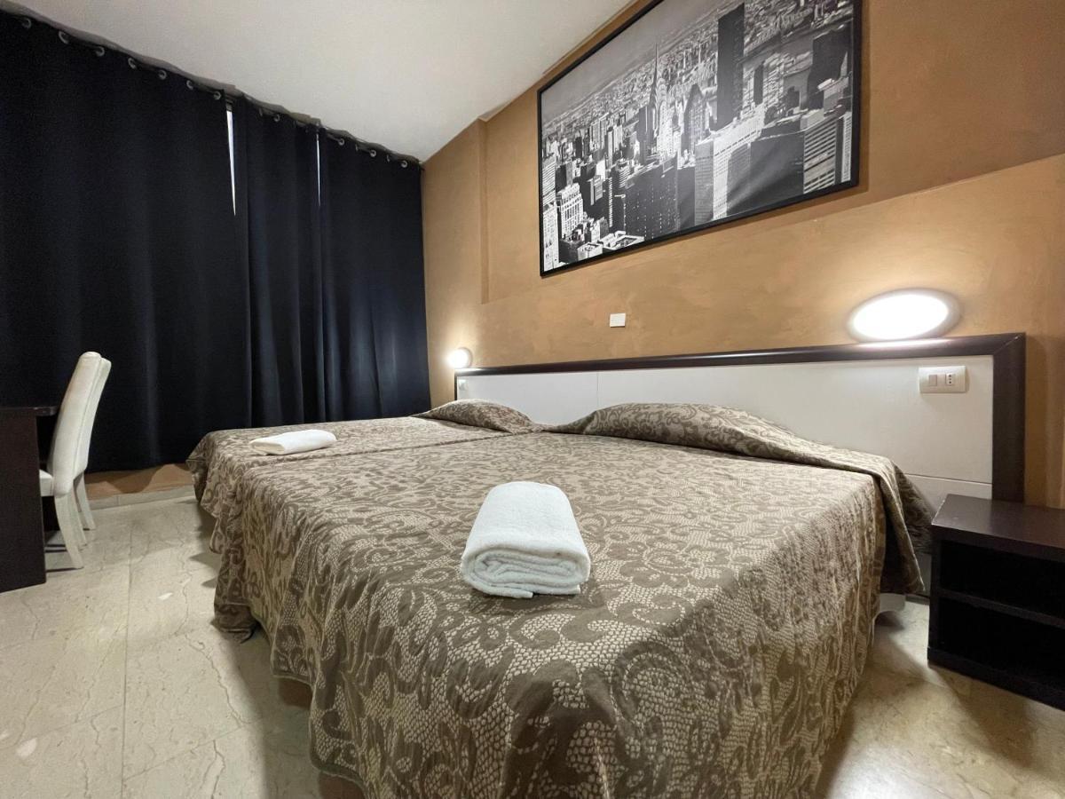 Lion Guesthouse Milan Exterior photo
