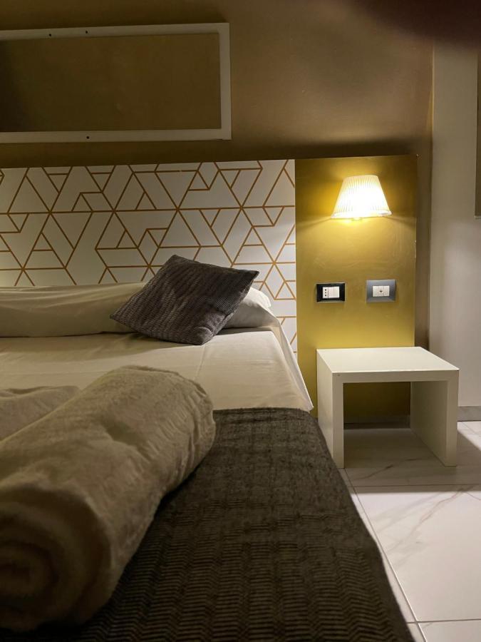 Lion Guesthouse Milan Exterior photo